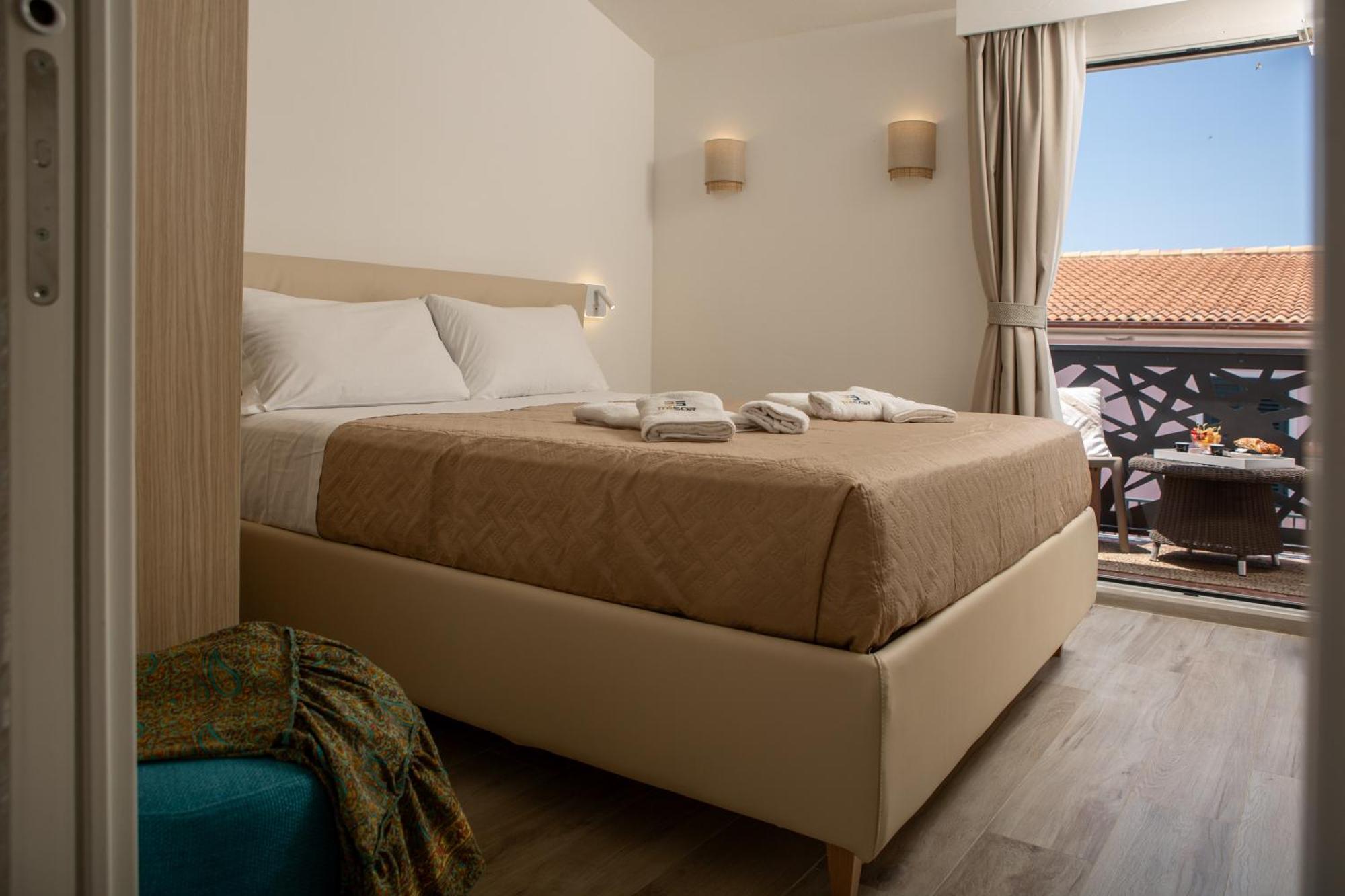 Tresor Hotel Santa Teresa Gallura Exterior photo